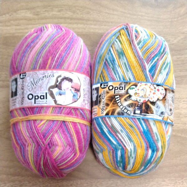 半端毛糸 Opal毛糸 メモリーズ(91g)、イリュージョン(84g) 4ply ソックヤーン