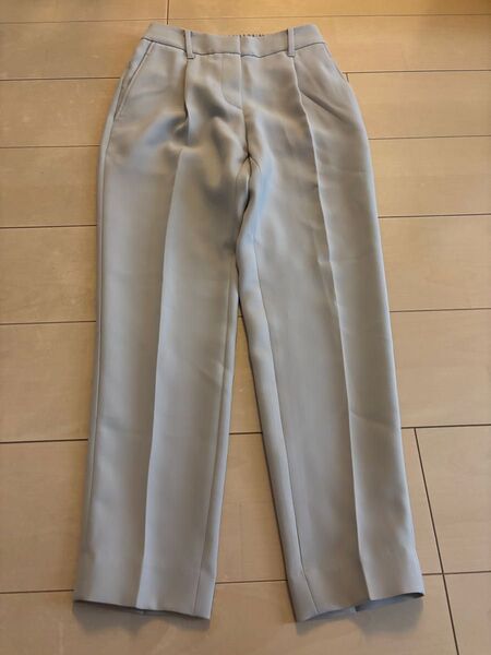 美品 PLST プラステ2wayストレッチテーパードパンツ XXSベージュ