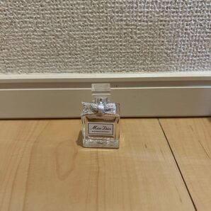 【美品】Dior ブルーミングブーケ ミニサイズ