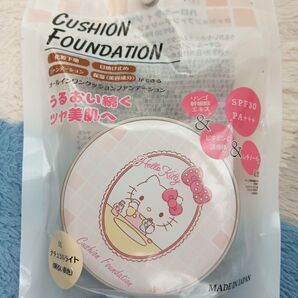 ハローキティ クッションファンデーション ナチュラルライト SPF30