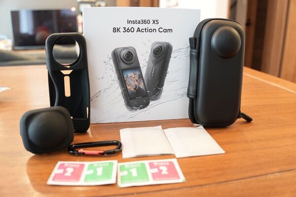 Insta360 X5 8K 360 Action Cam おまけ付き