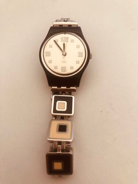 SWATCH スウォッチ SWISS QZ QUARTZ クォーツ ブレスレットウォッチ アナログ 3針 レディース 腕時計 不動