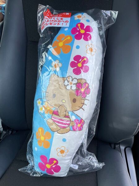 ハローキティ くじ 日焼け ラストワン クッション