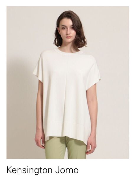 美品theory luxe 23SS バックボタン フレンチスリーブニット 白