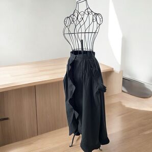meimeij メイメイジェイ スカート プリーツ アシンメトリー 黒 ブラック ロング丈