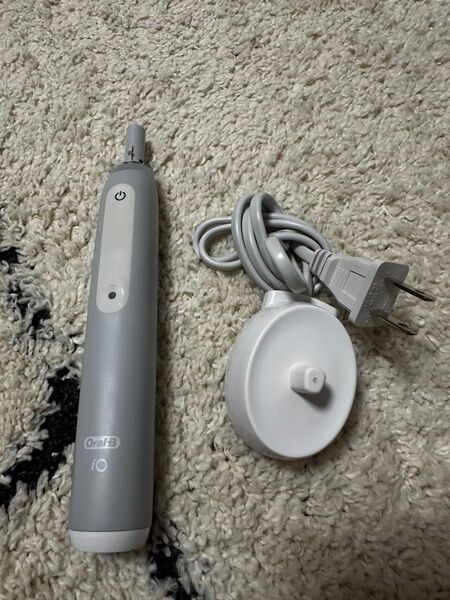 Oral-B iO 電動歯ブラシ本体 グレー 充電器付き 即日発送!