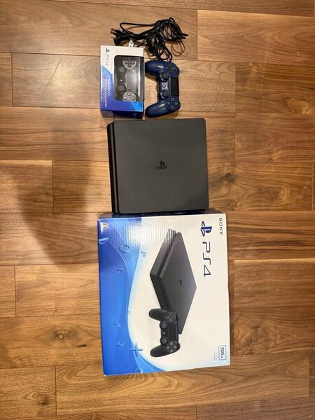 ps4 プレステ4 本体 コントローラー2個 カセット6個