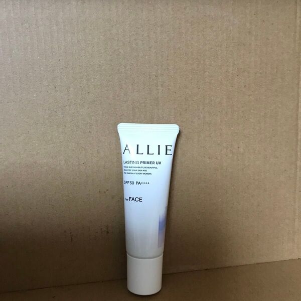 ALLIE ラスティングプライマーUV SPF50 PA++++
