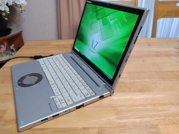 人気☆軽量 レッツノート CF-XZ6 Core i5 8GB SSD256GB