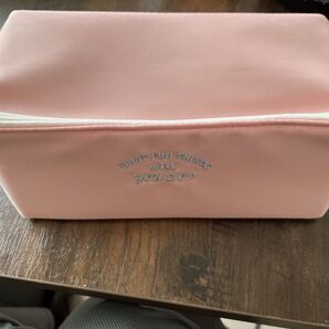 大容量化粧ポーチ