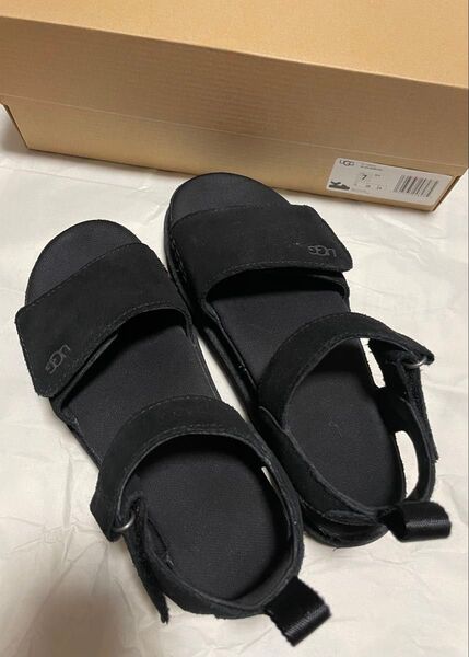 ugg ゴールデンスター 厚底サンダル ブラック 7 24㎝ スエード アグ
