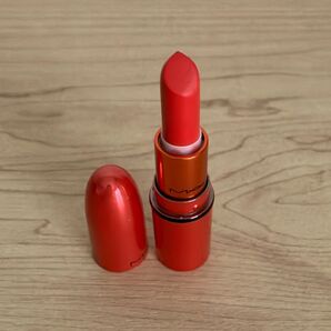 MAC リップスティック MANGROVE