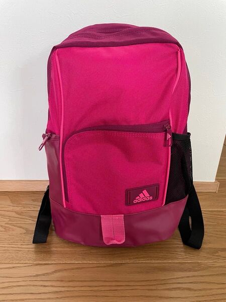 リュックサック リュック デイパック adidas アディダス 2色 アウトドア レジャー スポーツ 遠足 旅行 小学生