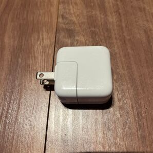 Apple 純正USBパワー充電器 10w