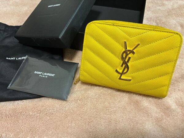 SAINT LAURENT カサンドラ 二つ折り財布 キャビアスキン Vステッチ