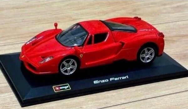 【超美品】エンツォ フェラーリ1/32 Enzo Ferrari レッド