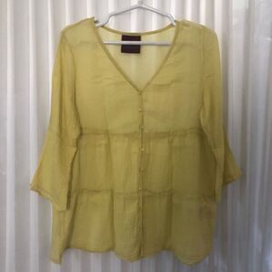 イエロー ブラウス レディース