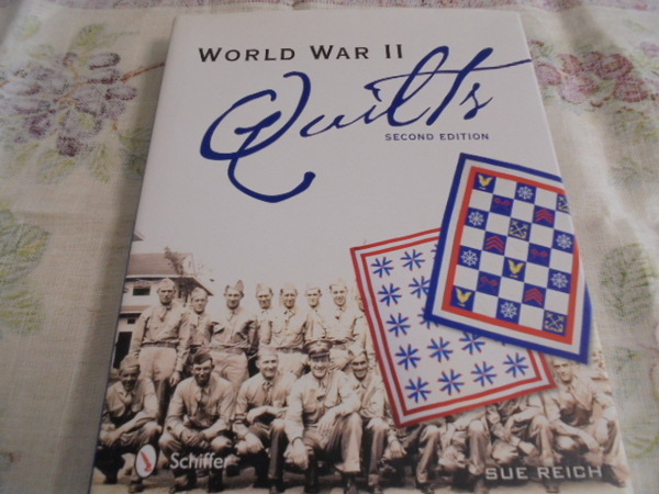 洋書World War II Quilts　第二次世界大戦のキルト写真集　1940年から1945年の間米兵への贈り物　敬意と利益を得るために作られたキルト