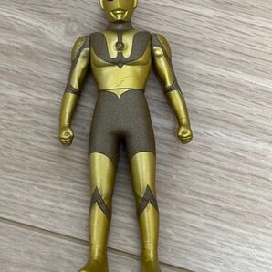 【絶版/限定】 放送50年記念 初代ウルトラマン ゴールド ソフビ フィギュア バンダイ