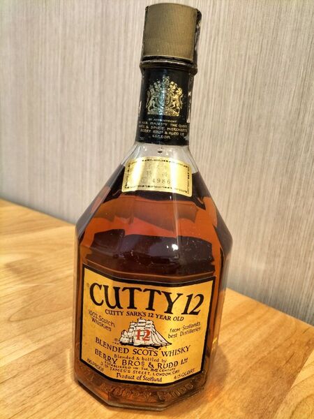 【未開栓・古酒】CUTTY12 カティサーク12年 金キャップ 特 4986 4/5QUART 86PROOF 箱なし
