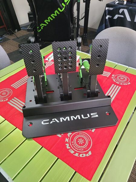 CAMMUS LC200 ロードセル 3ペダル 振動モーター付き