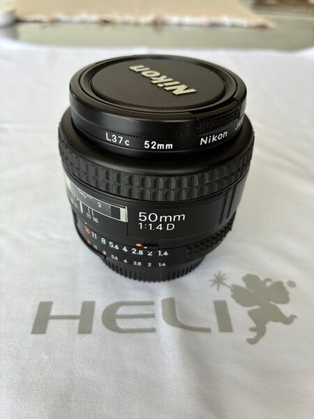 ニコン Nikon AF Nikkor 50mm f/1.4Dと保護フィルター