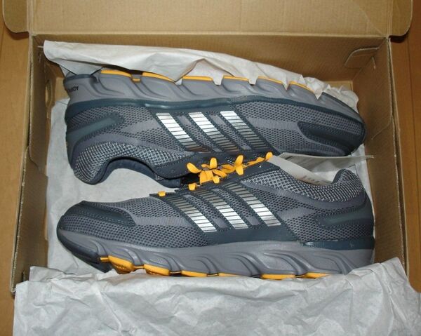 アディダス メンズ ランニングスニーカー 28cm Adidas Powerblaze
