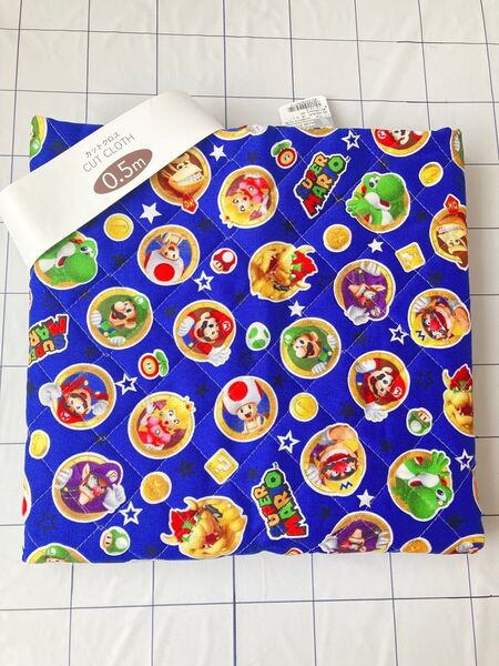 新品★スーパーマリオ キルティング 約105×50cm★生地 はぎれ
