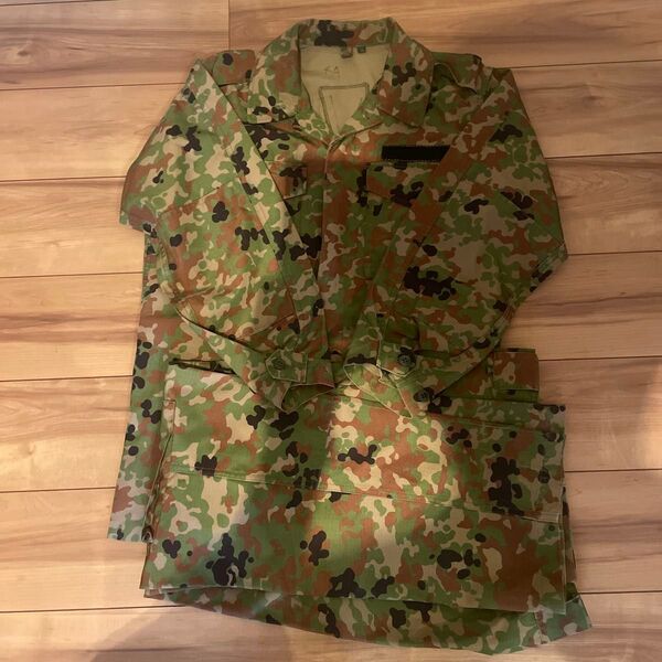 迷彩服4A 陸上自衛隊 セットアップ