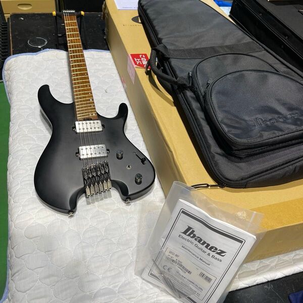 Ibanez QX52-BKF エレキギター