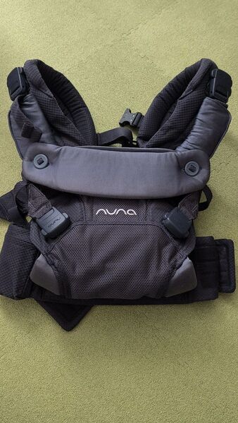 nuna cudl 抱っこ紐 マグネット式固定バックル