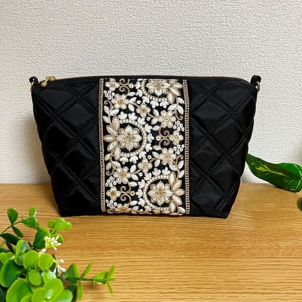011インド刺繍リボンの舟形ショルダーバッグMサイズ ハンドメイド ショルダーバッグ ポシェット