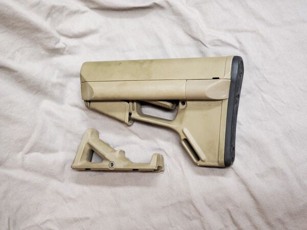 実物 マグプル MAGPUL ACS ストック アングルグリップ セット