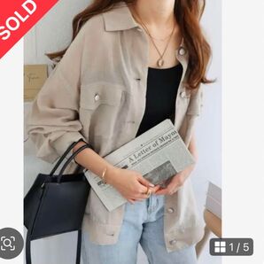 andmeシアーシャツ グレイッシュベージュM