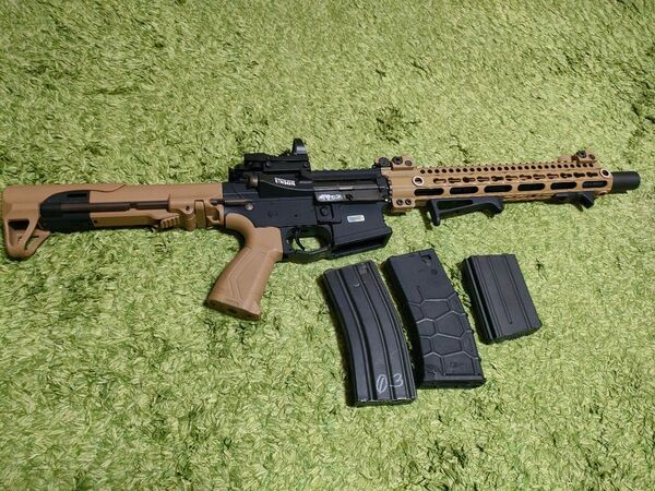 G&G コンバットマシーンシリーズ M4A1