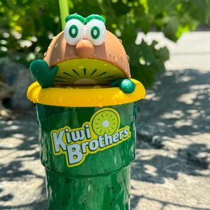 ゼスプリ「キウイブラザーズ」のタンブラー