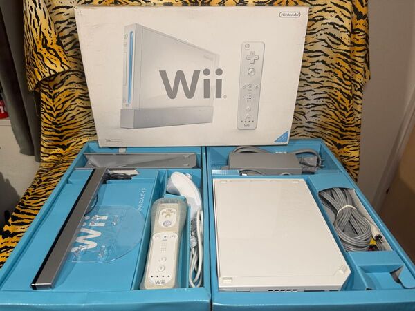 ゲーム出来ます Wii ホワイト 箱 説明書付き 箱難あり