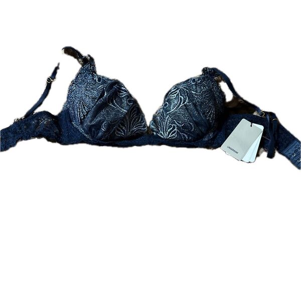 新品未使用タグ付き LINGERIEAM ブラジャー D70