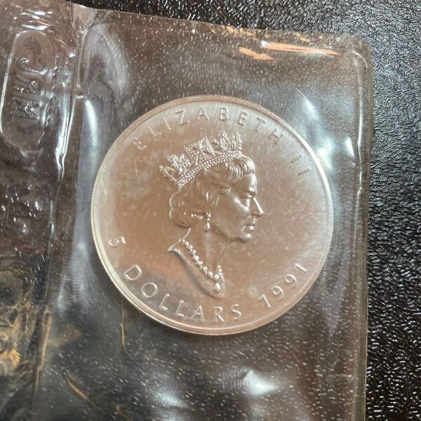 銀貨 99.9% 純銀 シルバー メイプルリーフ 銀貨 1オンス エリザベス女王 メープルリーフ Canada カナダ 1991