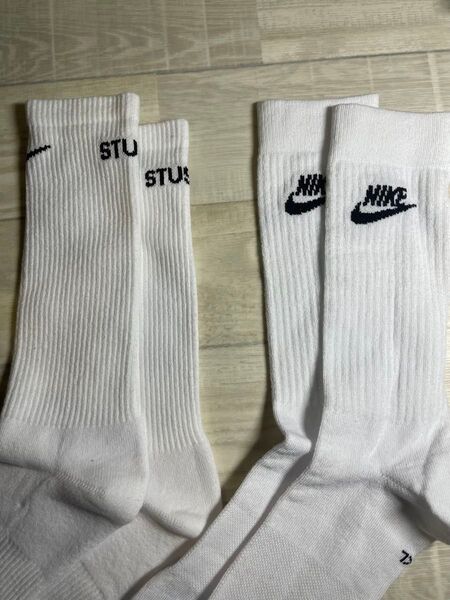 新品 未使用 NIKE × Stussy ホワイト ハイソックス 27-29cm
