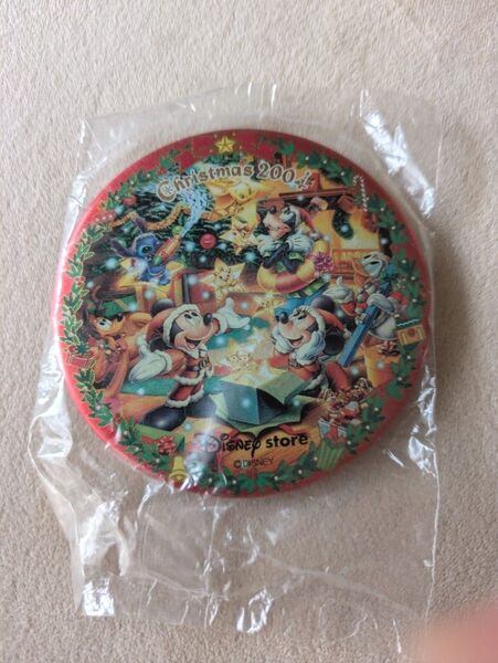 ディズニーストア 非売品 缶バッジ 2004 ホリデー ミッキー 限定 レトロ【残り2点】
