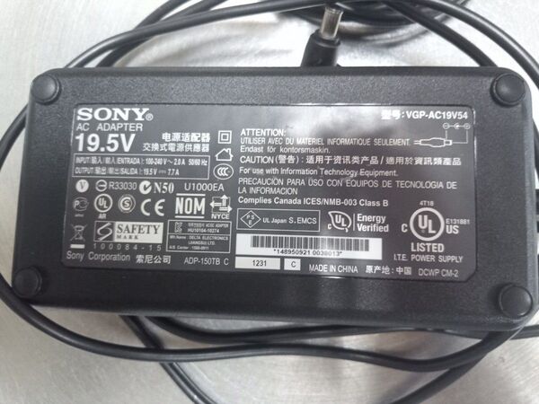 SONY VGP-AC19V54 19.5V-7.7A 大電流ACアダプター中古品