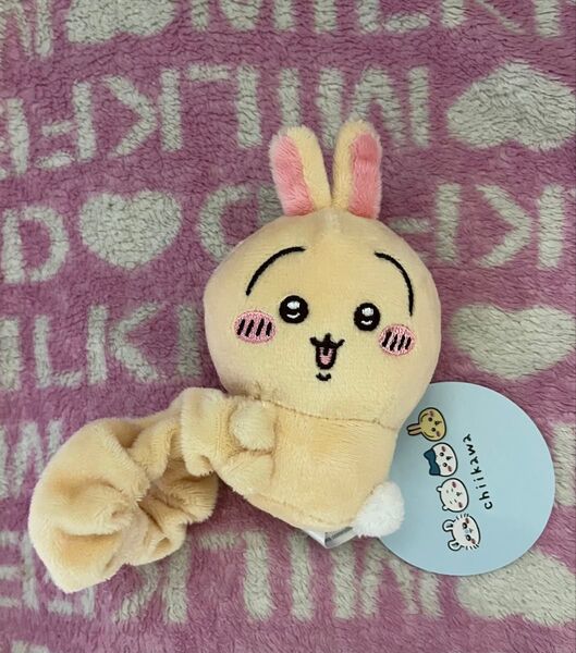 【濡れ防止+専用封筒】新品タグ付き うさぎ ちいかわ ぬいぐるみシュシュ