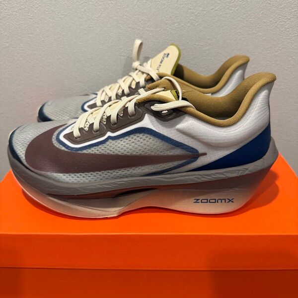 【新品未使用】NIKE ZOOM FLY 6 PRM 26センチ
