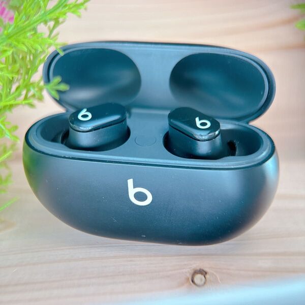 Beats Studio Buds イヤホン