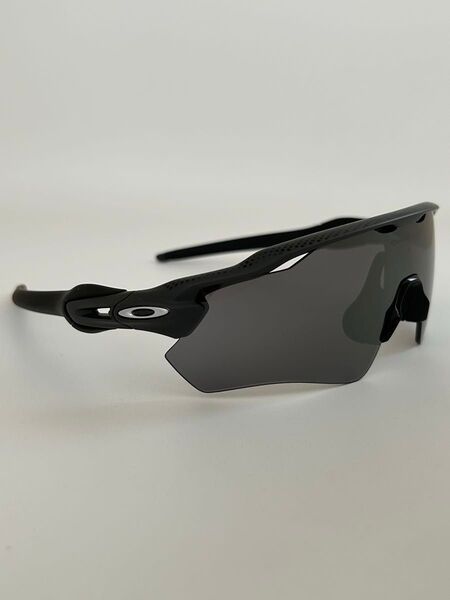 オークリーOAKLEY 偏光サングラス RADAR EV 9208-D338