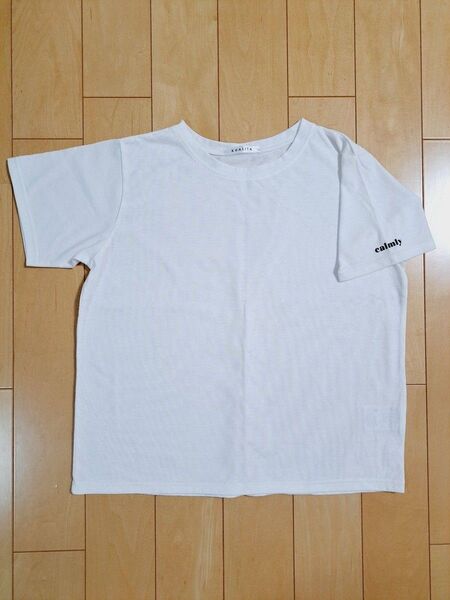 シンプル 半袖 Tシャツ Mサイズ 白 トップス ワンポイント ロゴ 半袖Tシャツ ワンポイント半袖Tシャツ 新品