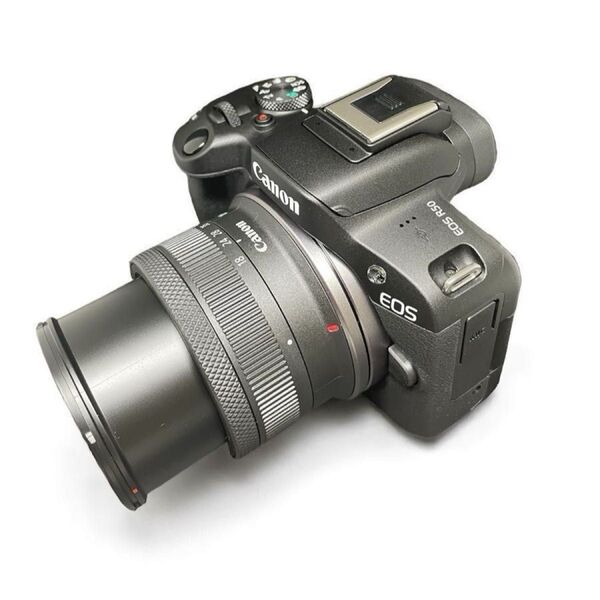 【新品】Canon EOS R50 ミラーレンズカメラ レンズキット 女性◎