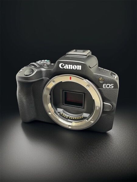 【新品、未使用】キヤノン Canon EOS R50 ボディ ブラック 初心者◎