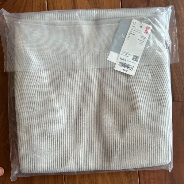 新品未使用タグ付き UNIQLO 3Dスフレヤーンリブサイドスリットスカート XL XXL